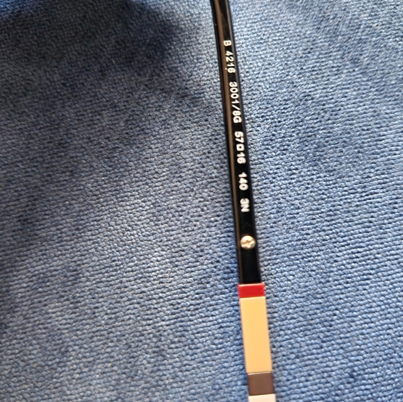 Burberry Sunglasses - Picture 5 of 7